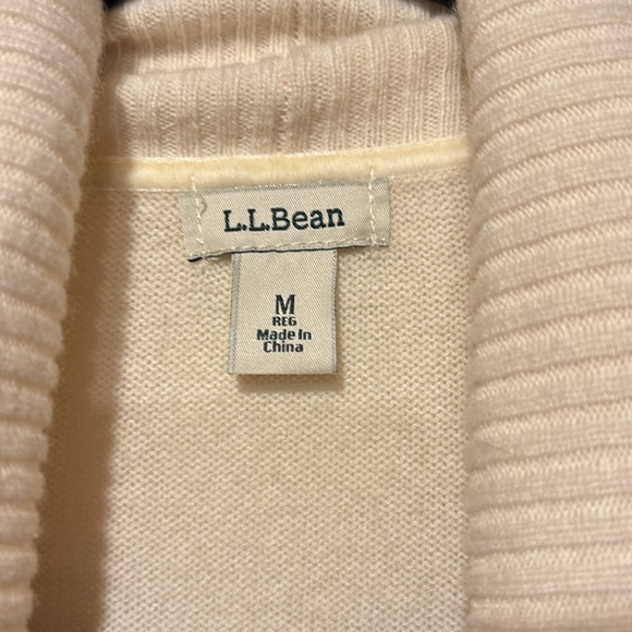 LLBean 100% Cashmere Sweater - Picture 2 of 6